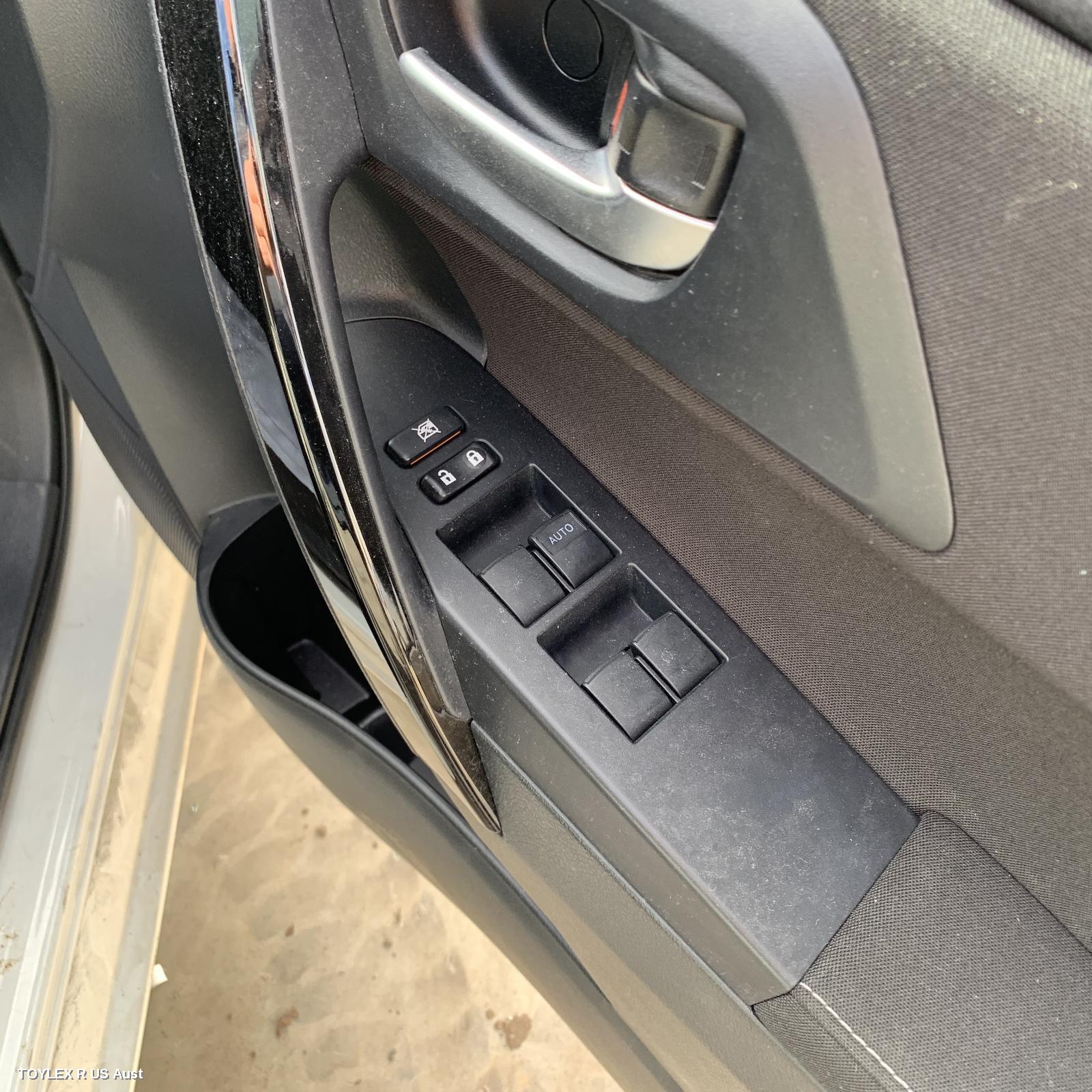 TOYOTA COROLLA 2018 Pwr Dr Wind Switch RH FRONT (MASTER SWITCH), ZRE182R, HATCH, STANDARD