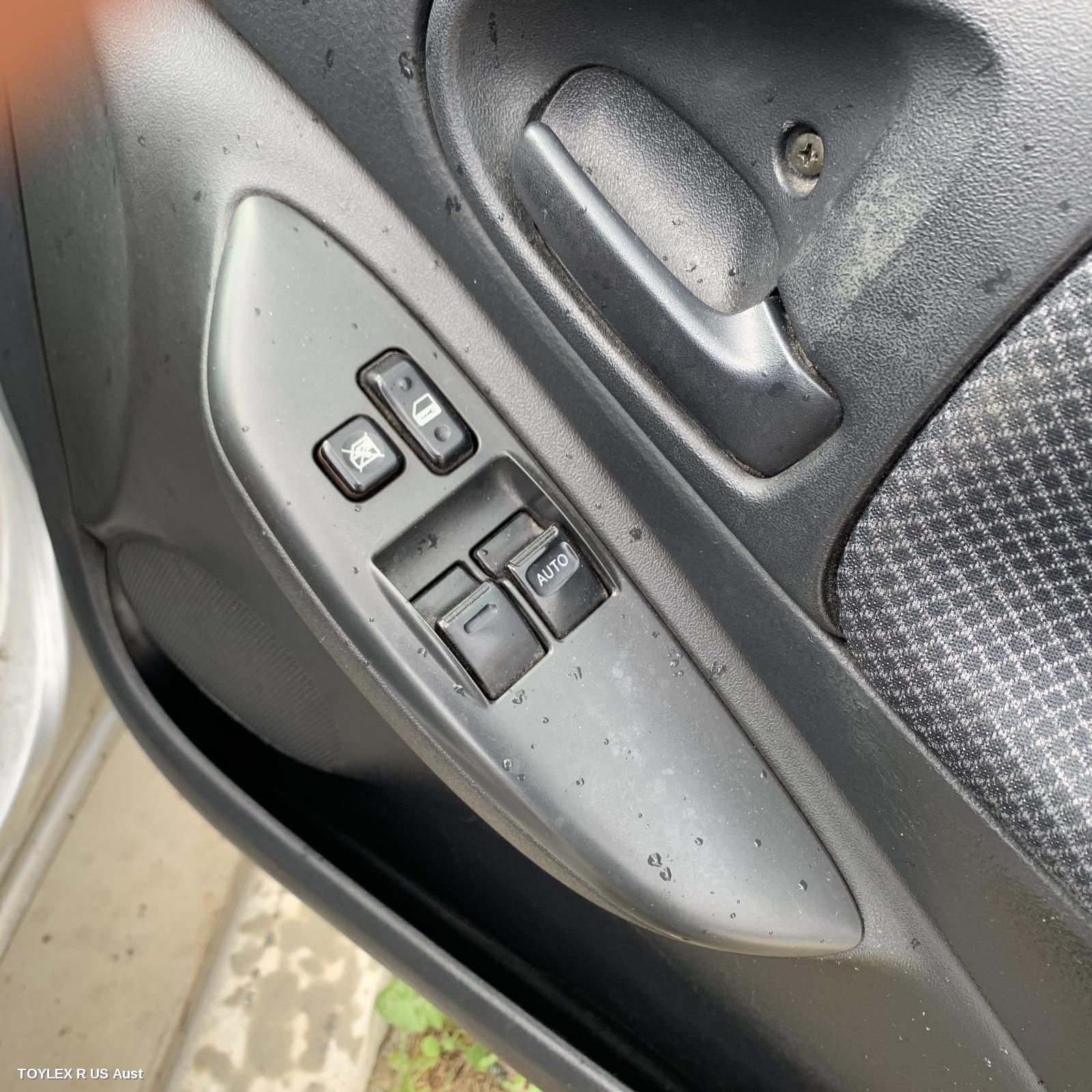 TOYOTA ECHO 2005 Pwr Dr Wind Switch RH FRONT (MASTER SWITCH), 3DR HATCH, NCP10R