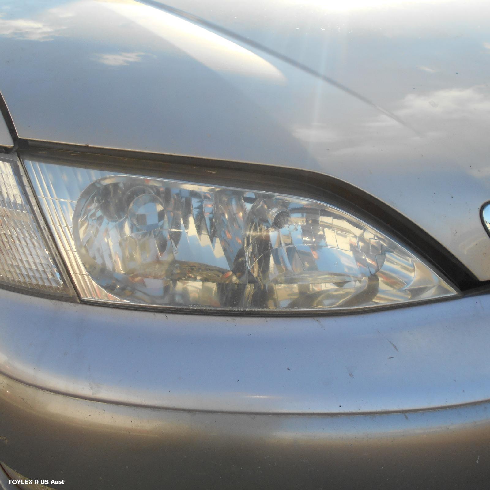 LEXUS ES300 (92-05) 1997 Right Headlamp MCV20