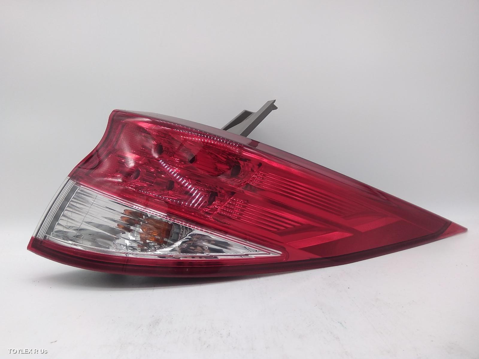 TOYOTA TARAGO 2010 Right Taillight ACR50R