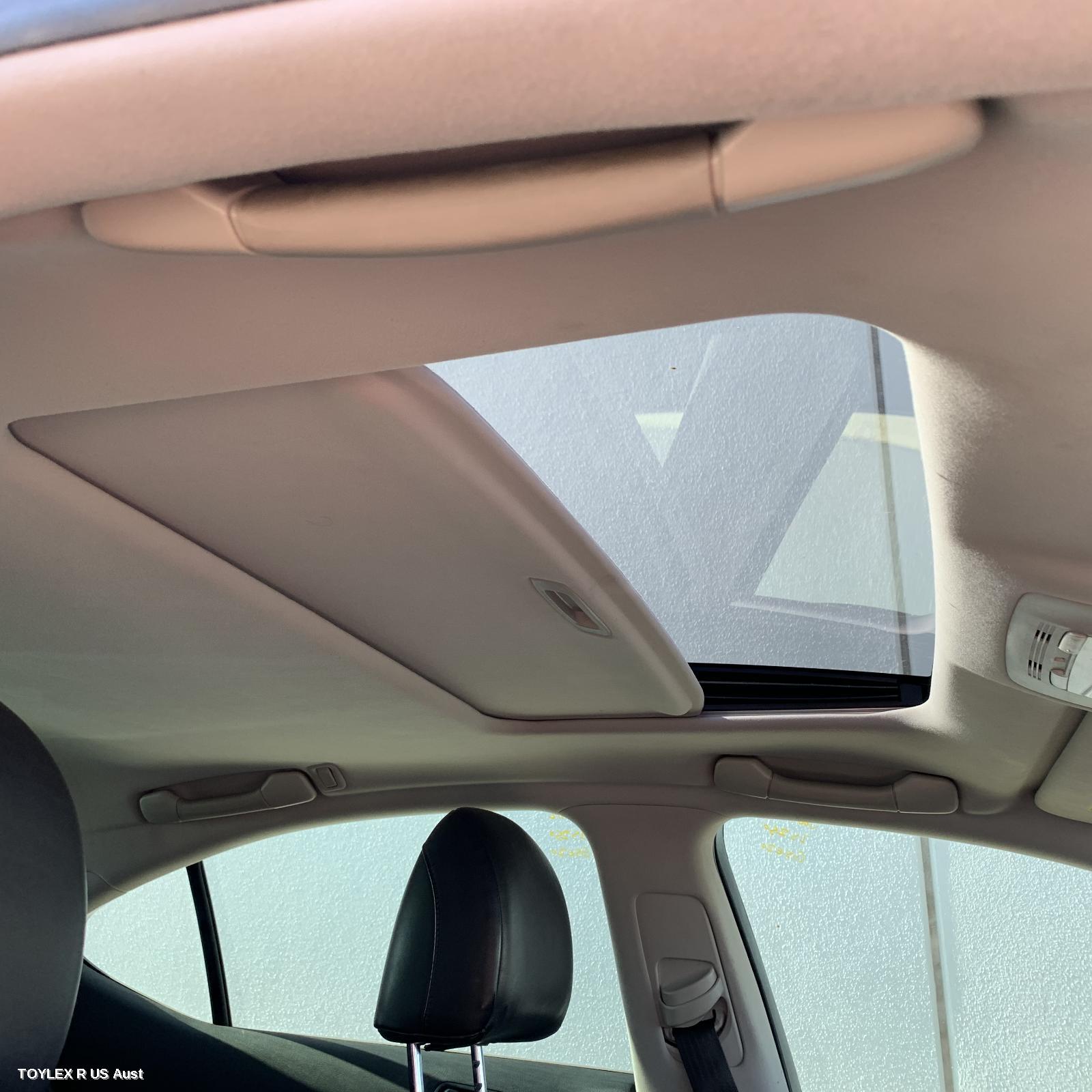 LEXUS IS250/IS250C 2007 Roof Glass/Sunroof/T GSE20R