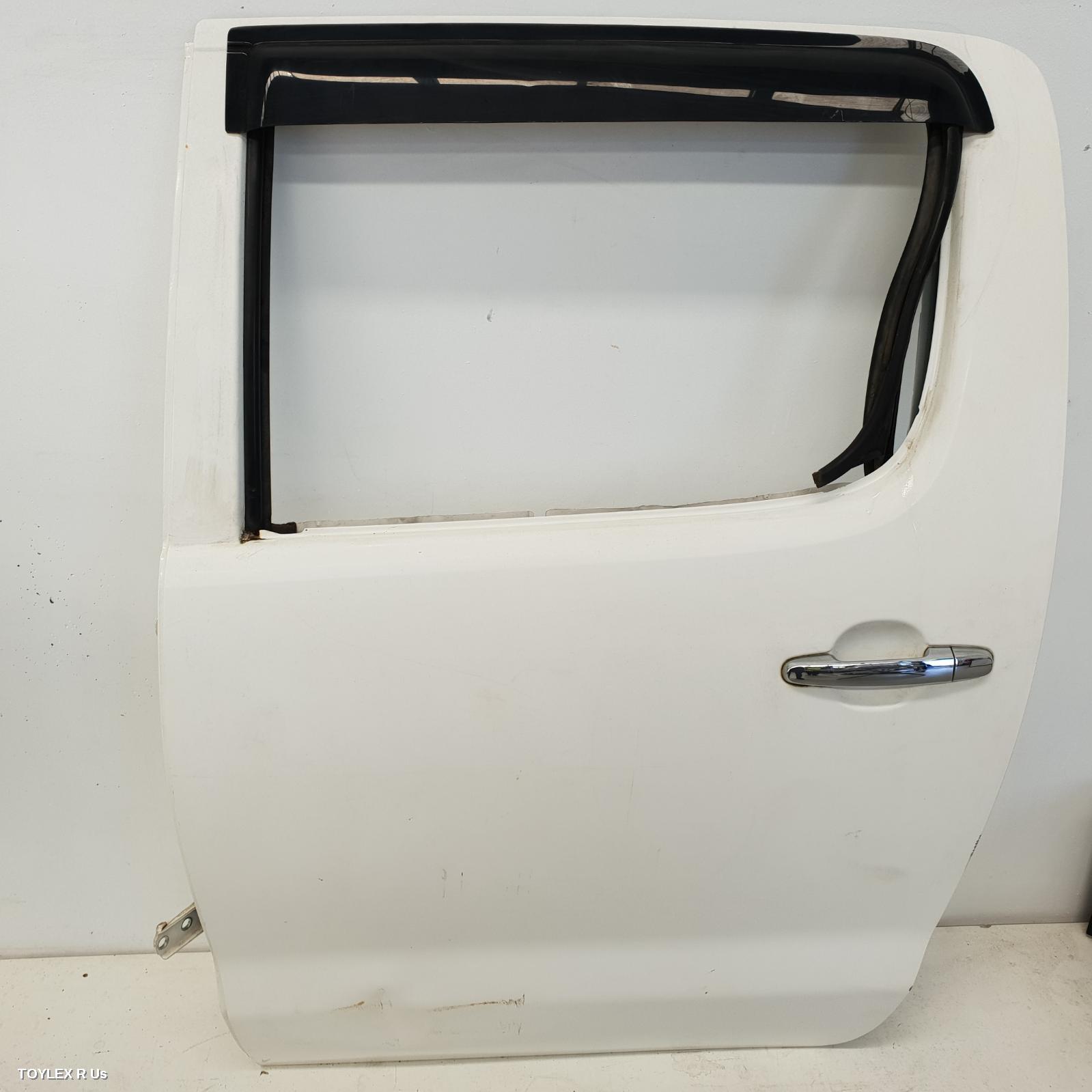 TOYOTA HILUX 2014 Left Rear Door/Sliding DUAL CAB