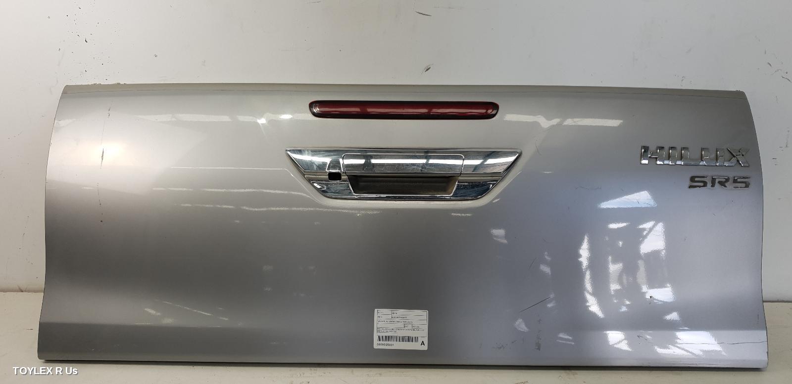 TOYOTA HILUX 2017 Bootlid/Tailgate TAILGATE, W/ CENTRE HANDLE TYPE, NON RUGGED TYPE