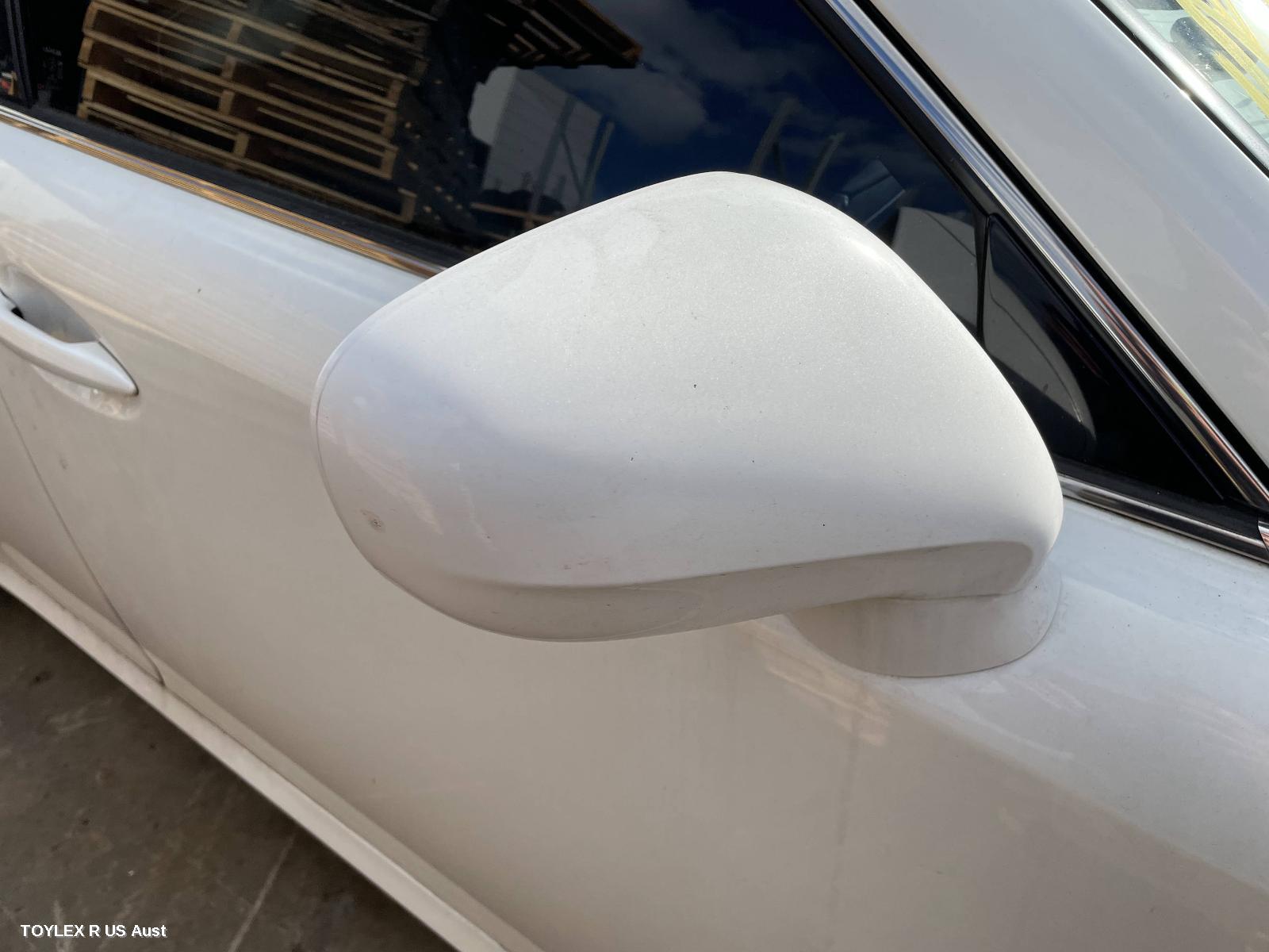 LEXUS IS250/IS250C 2008 Right Door Mirror IS250, GSE20R, SEDAN, SPORTS/SPORTS LUXURY, NON INDICATOR TYPE (2 PLUG)