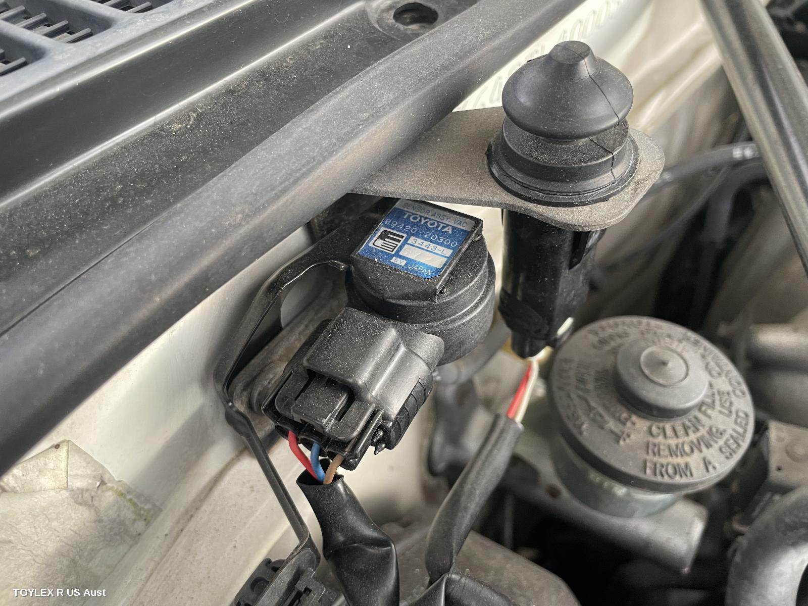 TOYOTA CELICA 1996 Map Sensor ST204