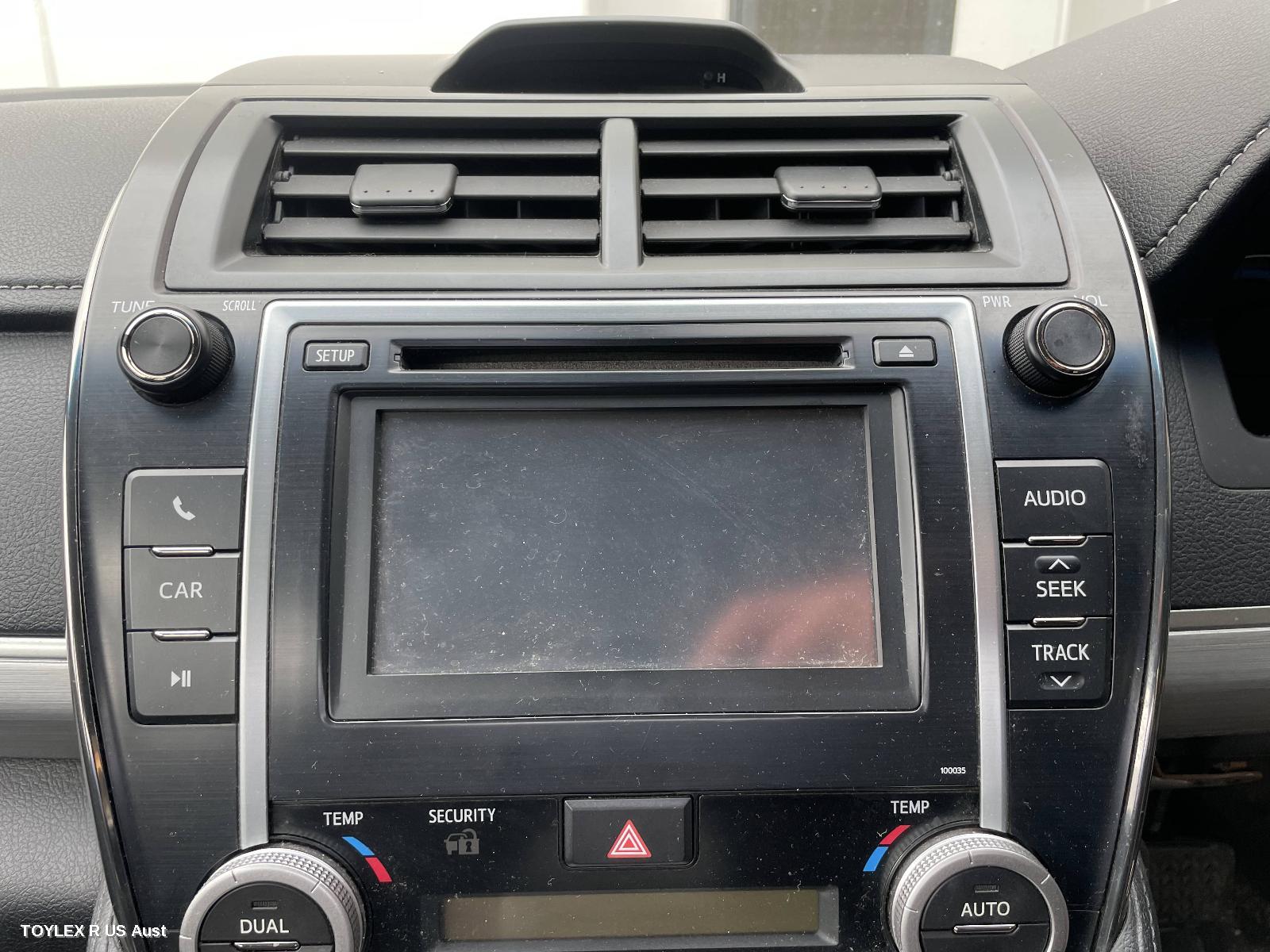 TOYOTA CAMRY 2012 Radio/Cd/Dvd/Sat/Tv 6.1in TOUCHSCREEN (P/N ON FACE 100035), ASV50/AVV50