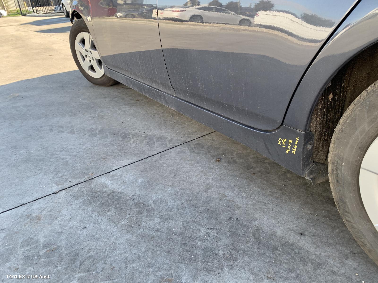 TOYOTA PRIUS 2009 Side Step/Skirt ZVW30R, LH SIDE