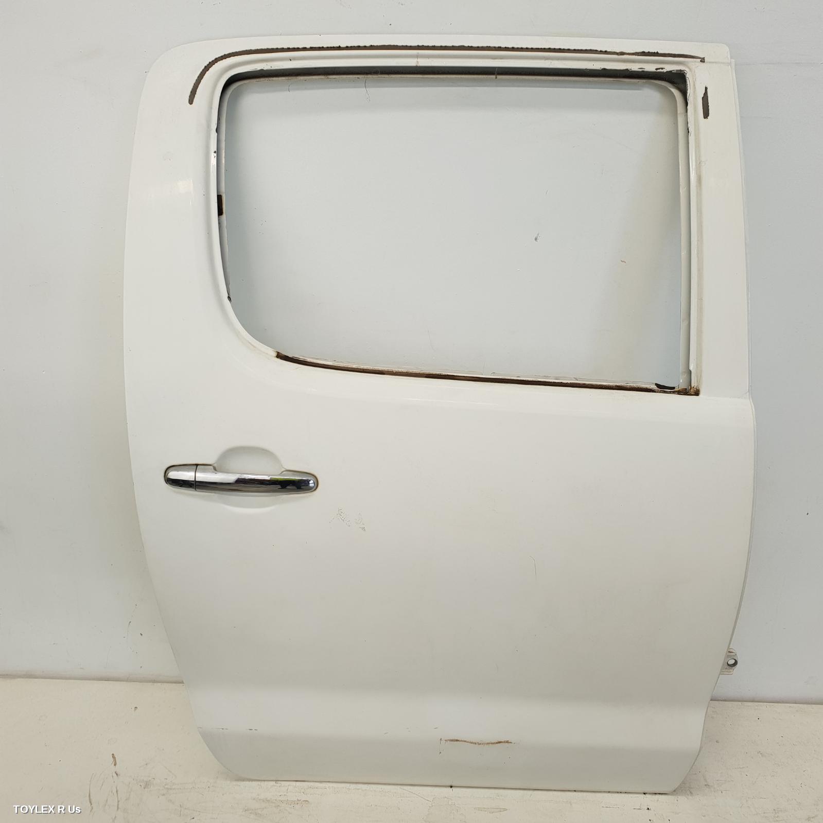 TOYOTA HILUX 2012 Right Rear Door Sliding DUAL CAB