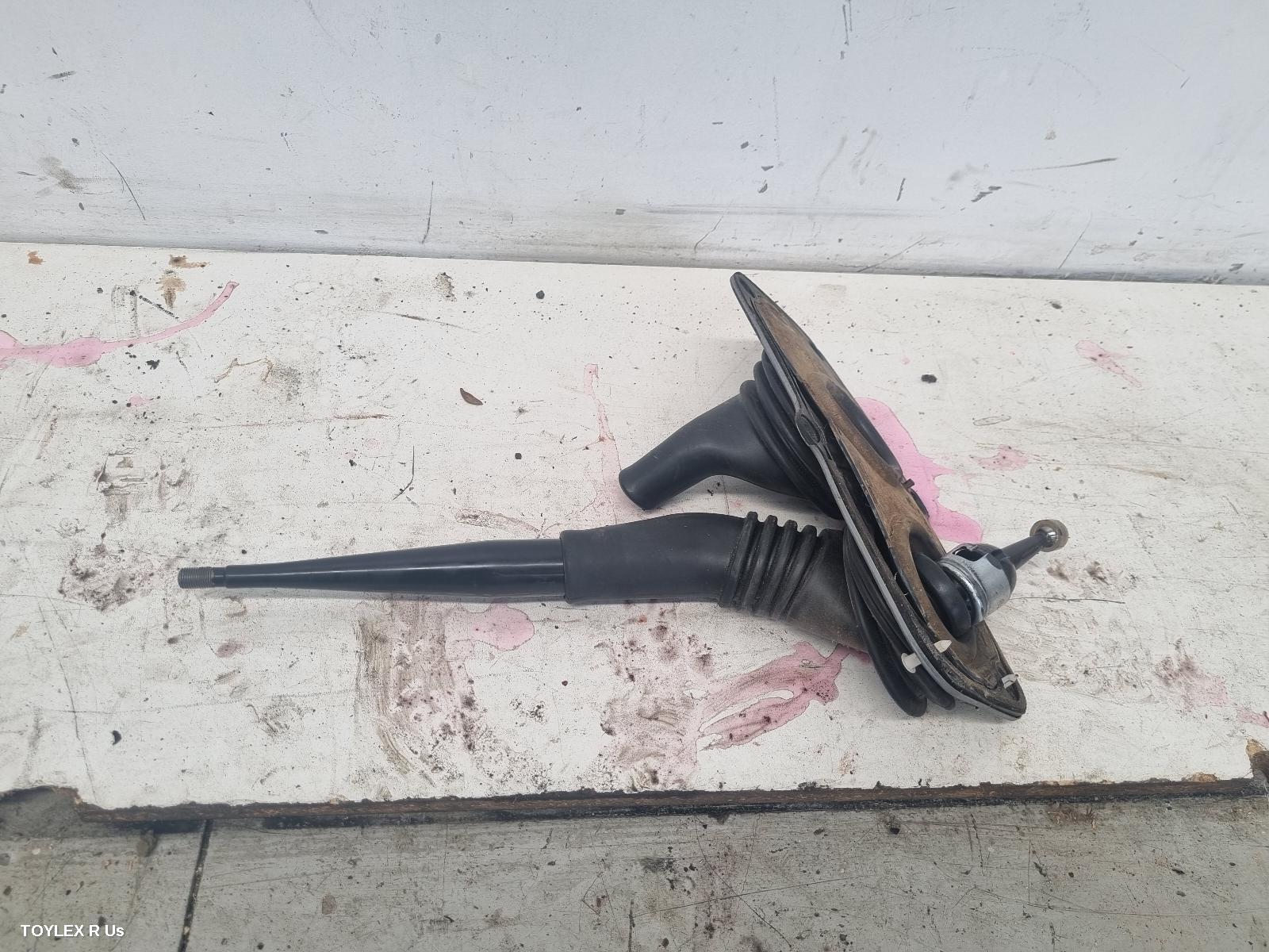 TOYOTA HILUX 2007 Gear Stick/Shifter GEAR SHIFTER, MANUAL T/M, 4WD