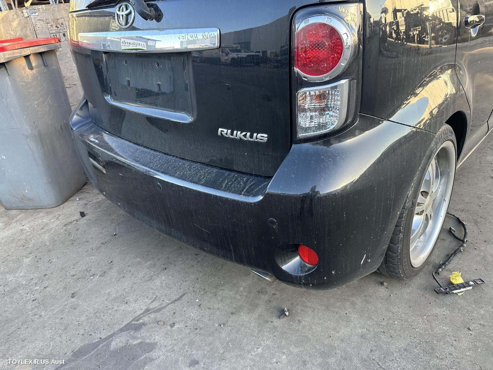 TOYOTA RUKUS 2010 Rear Bumper AZE151R, W/ PARK SENSORS TYPE