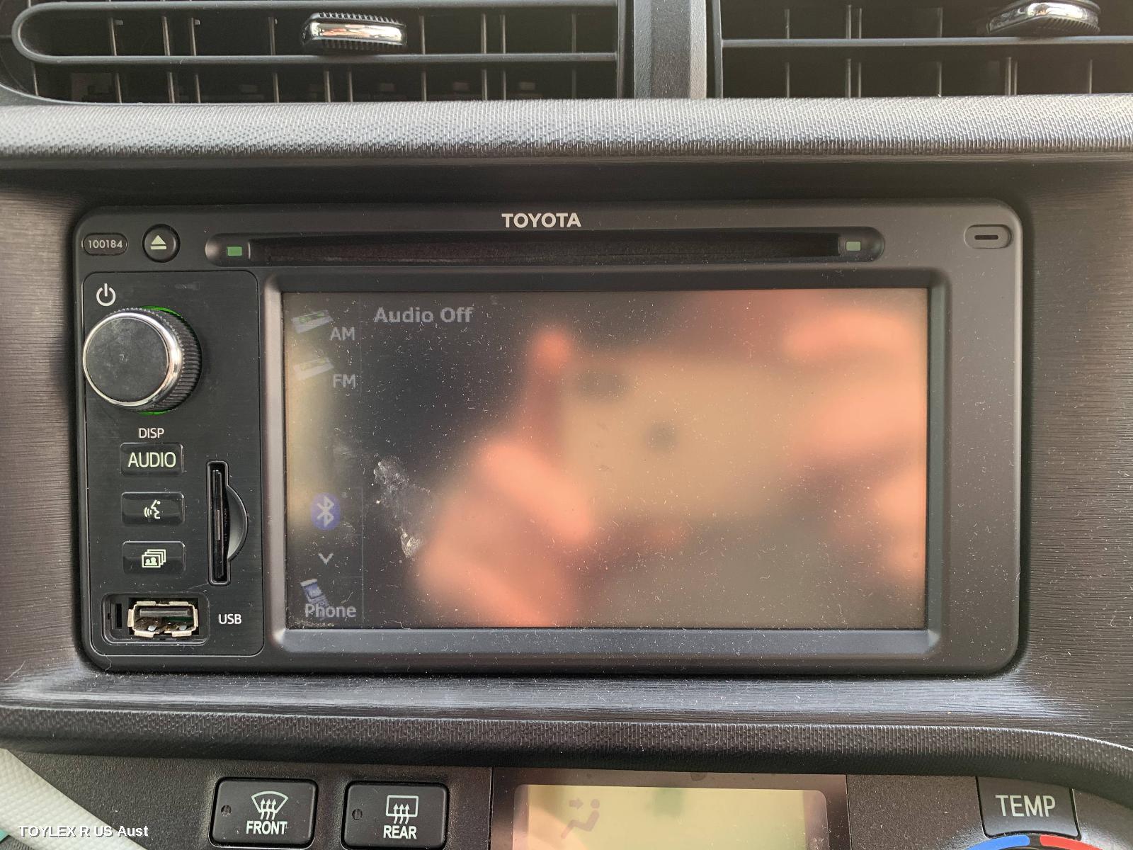 TOYOTA PRIUS 2013 Radio/Cd/Dvd/Sat/Tv NHP10, PRIUS C, RADIO/CD PLAYER