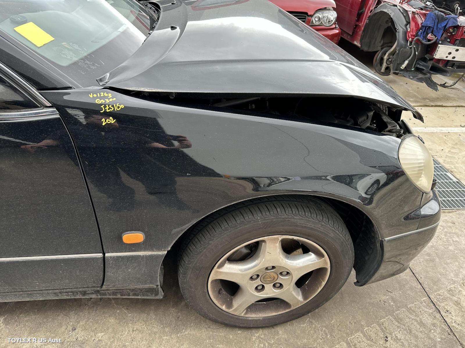 LEXUS GS 1998 Right Guard