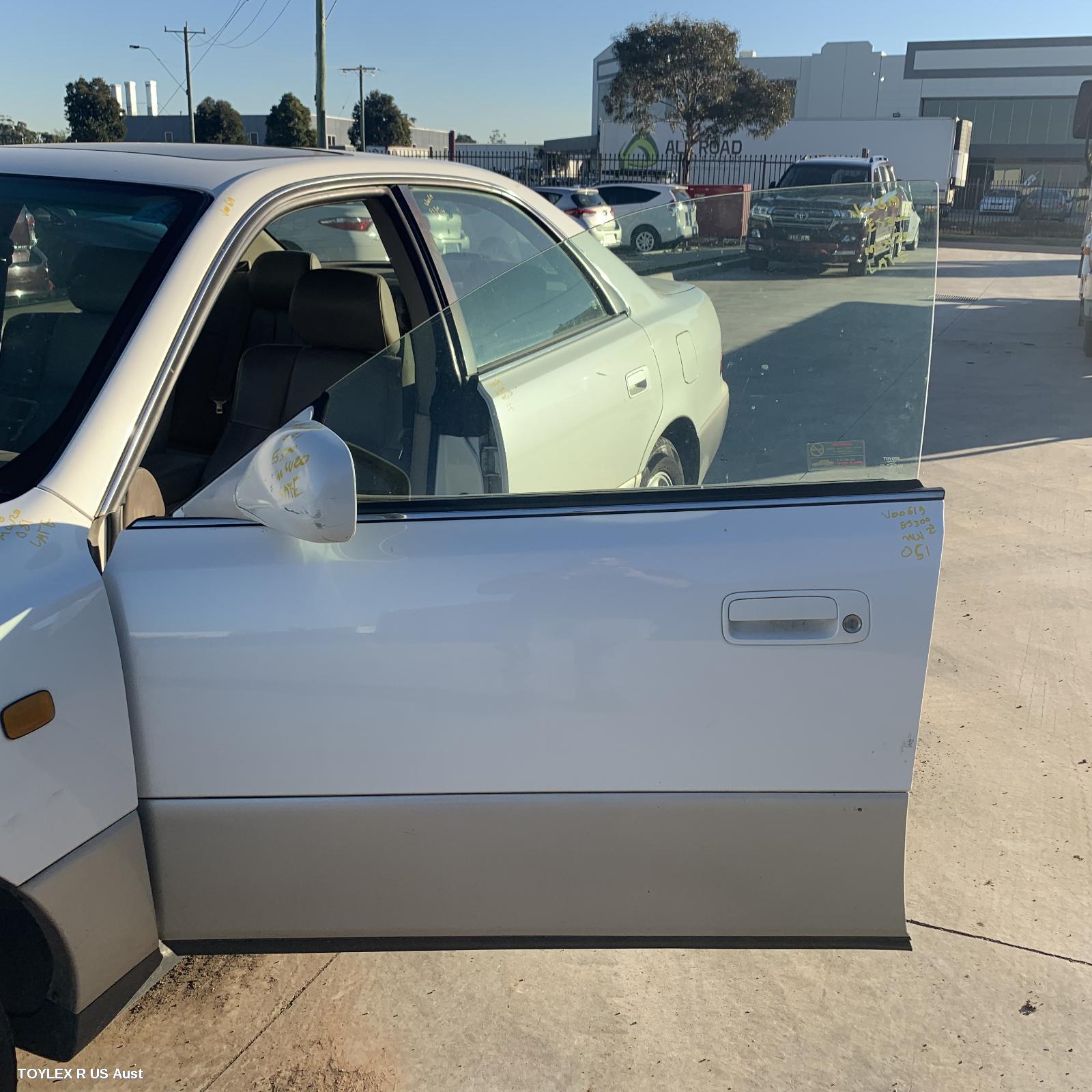 LEXUS ES300 (92-05) 2001 Left Front Door MCV20