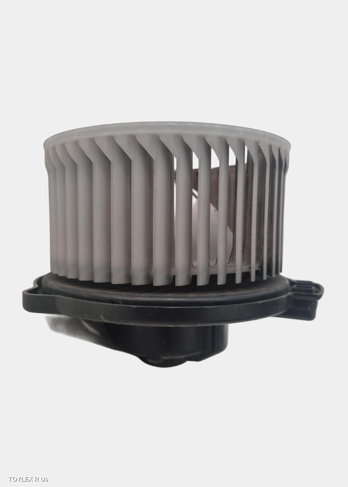 TOYOTA HILUX 2003 Heater Fan Motor