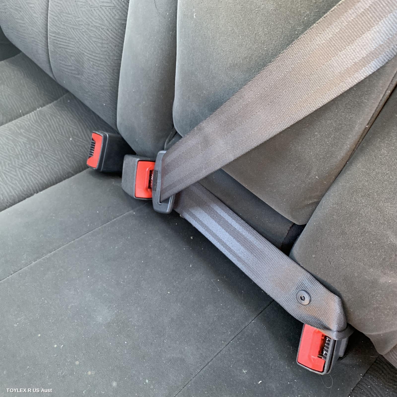 TOYOTA CAMRY 2010 Seatbelt/Stalk CENTRE REAR, SEAT BELT ONLY, ACV40