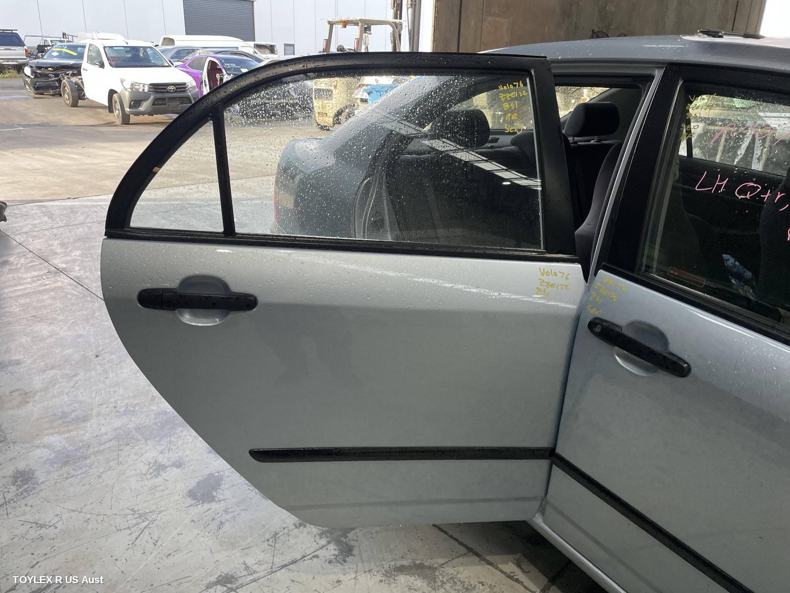 TOYOTA COROLLA 2005 Right Rear Door Sliding ZZE122 (JAPAN-VIN JTD), SEDAN