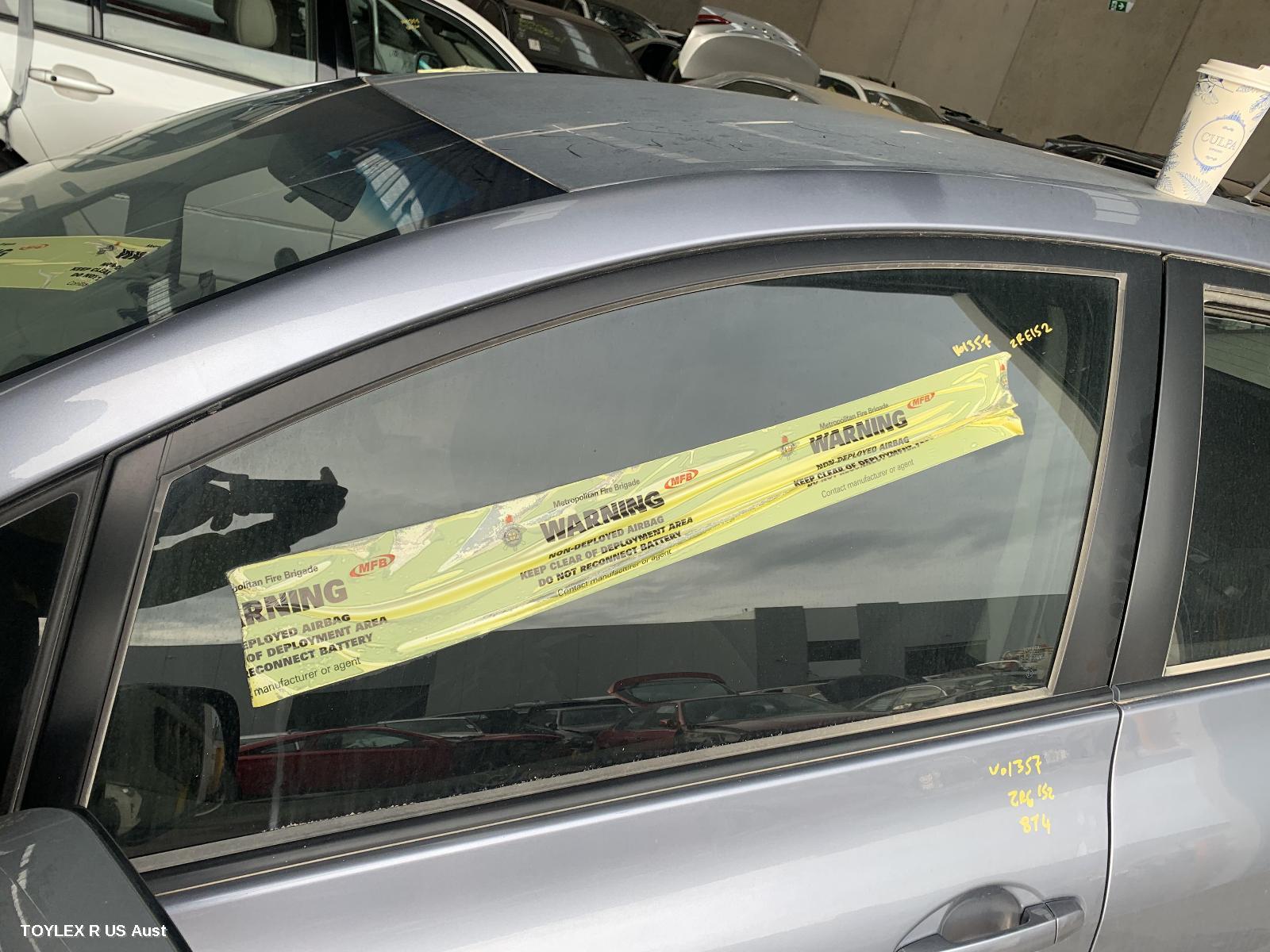 TOYOTA COROLLA 2010 Left Front Door Window ZRE152R, HATCH