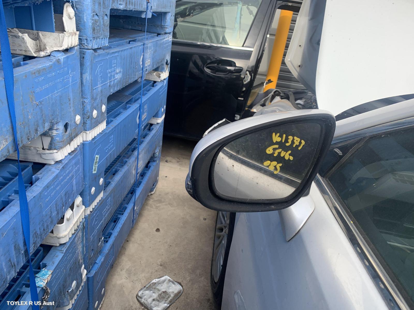 LEXUS ES SERIES (13-) 2018 Left Door Mirror AVV60R/GSV60R