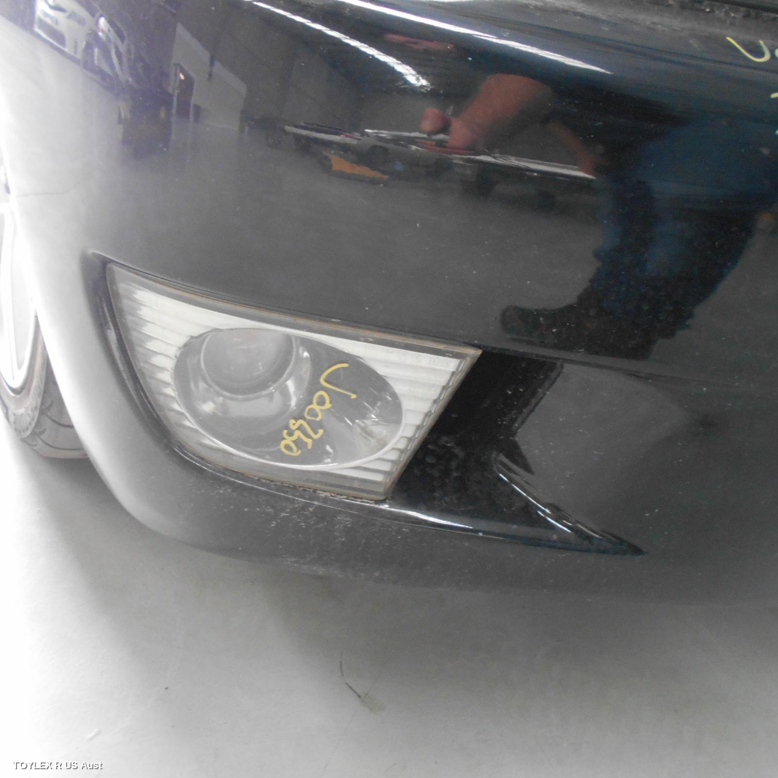 LEXUS IS200/IS300 2005 Right Indicator/Fog/Side BUMPER FOGLAMP, CLEAR LENS TYPE