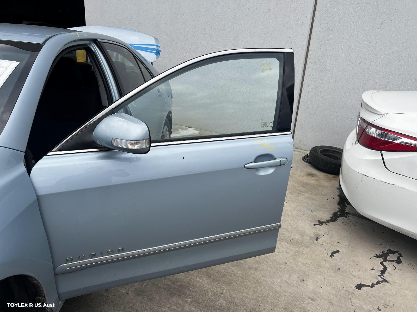 TOYOTA AURION 2008 Left Front Door GSV40R, W/ MOULD TYPE