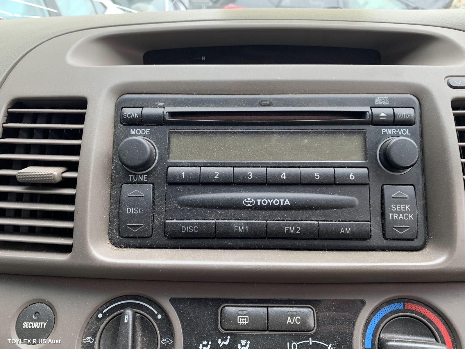 TOYOTA CAMRY 2003 Radio/Cd/Dvd/Sat/Tv SINGLE DISC CD PLAYER (P/N ON FACE 12801), SK36