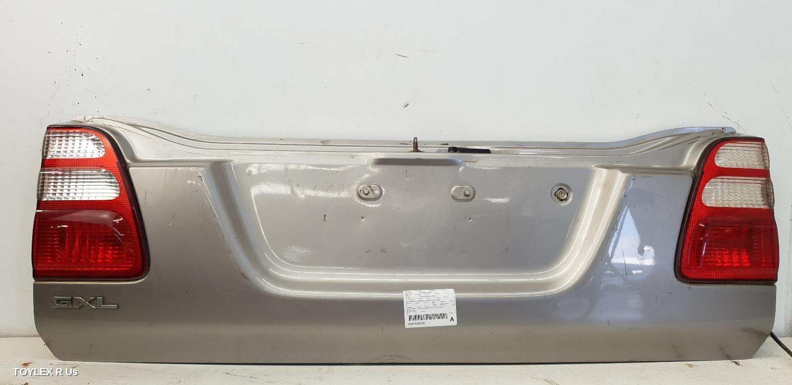 TOYOTA LANDCRUISER 2005 Bootlid/Tailgate 100 SERIES, LOWER TAILGATE