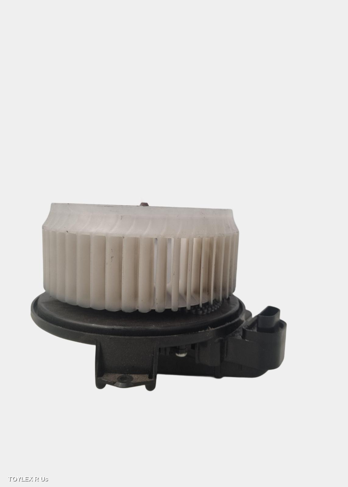 TOYOTA KLUGER 2017 Heater Fan Motor GSU50/GSU55, FRONT