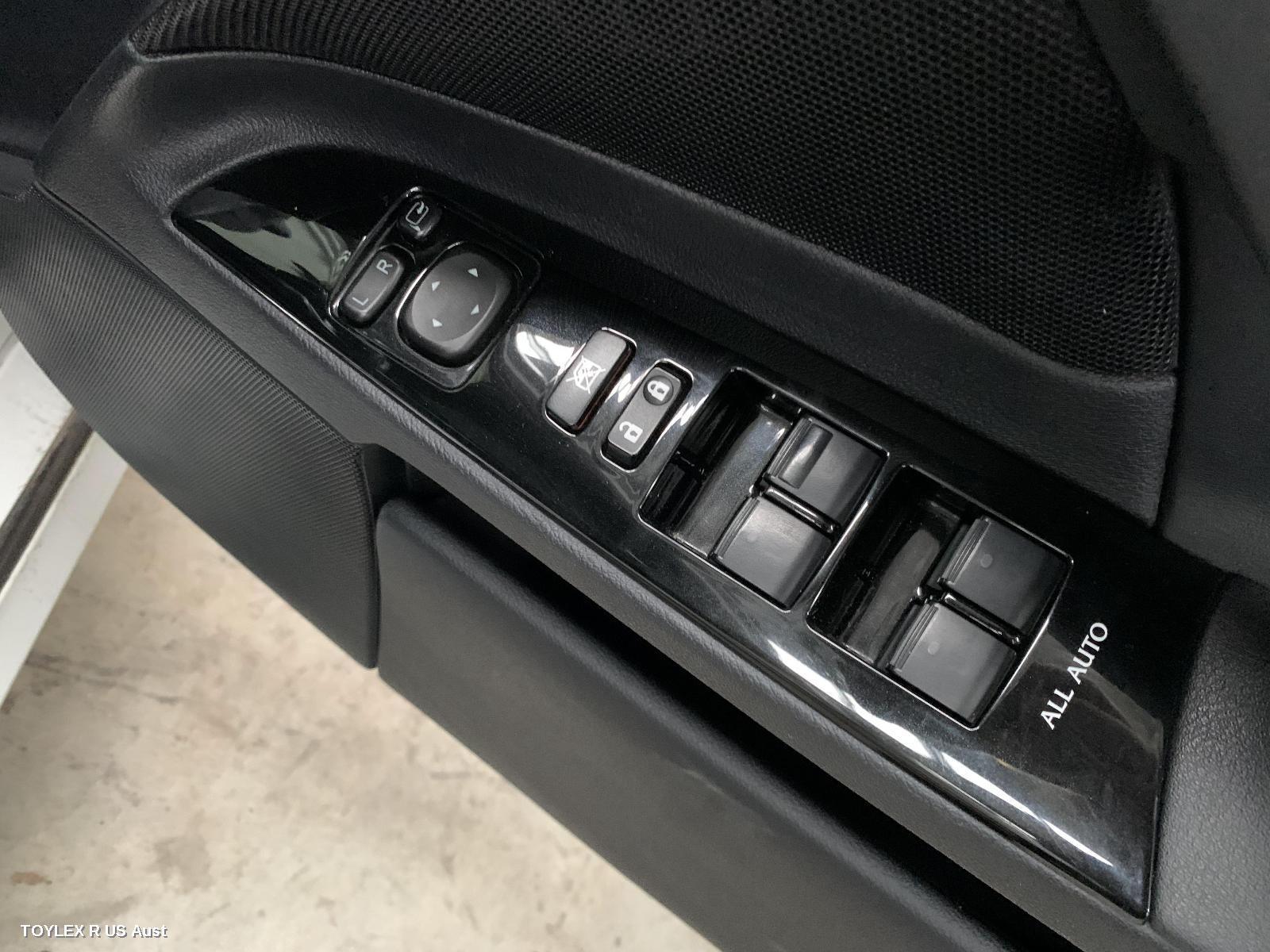 LEXUS IS250/IS250C 2010 Pwr Dr Wind Switch IS250/IS350/IS F, RH FRONT (MASTER SWITCH), SEDAN, GSE20R/GSE21R/USE20R