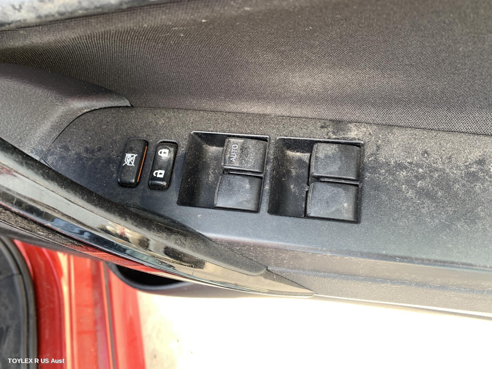 TOYOTA COROLLA 2016 Pwr Dr Wind Switch RH FRONT (MASTER SWITCH), ZRE182R, HATCH, STANDARD