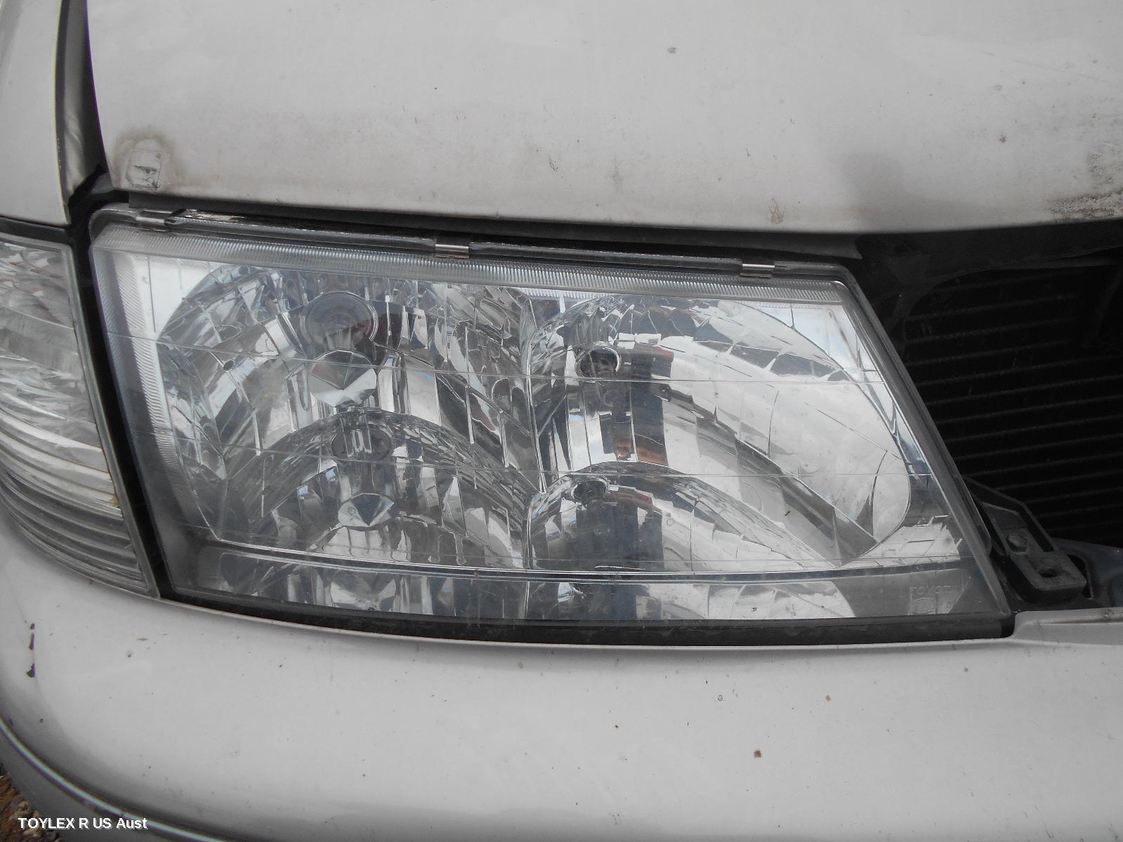 TOYOTA AVALON 2000 Right Headlamp MCX10R, HELLA LENS#
