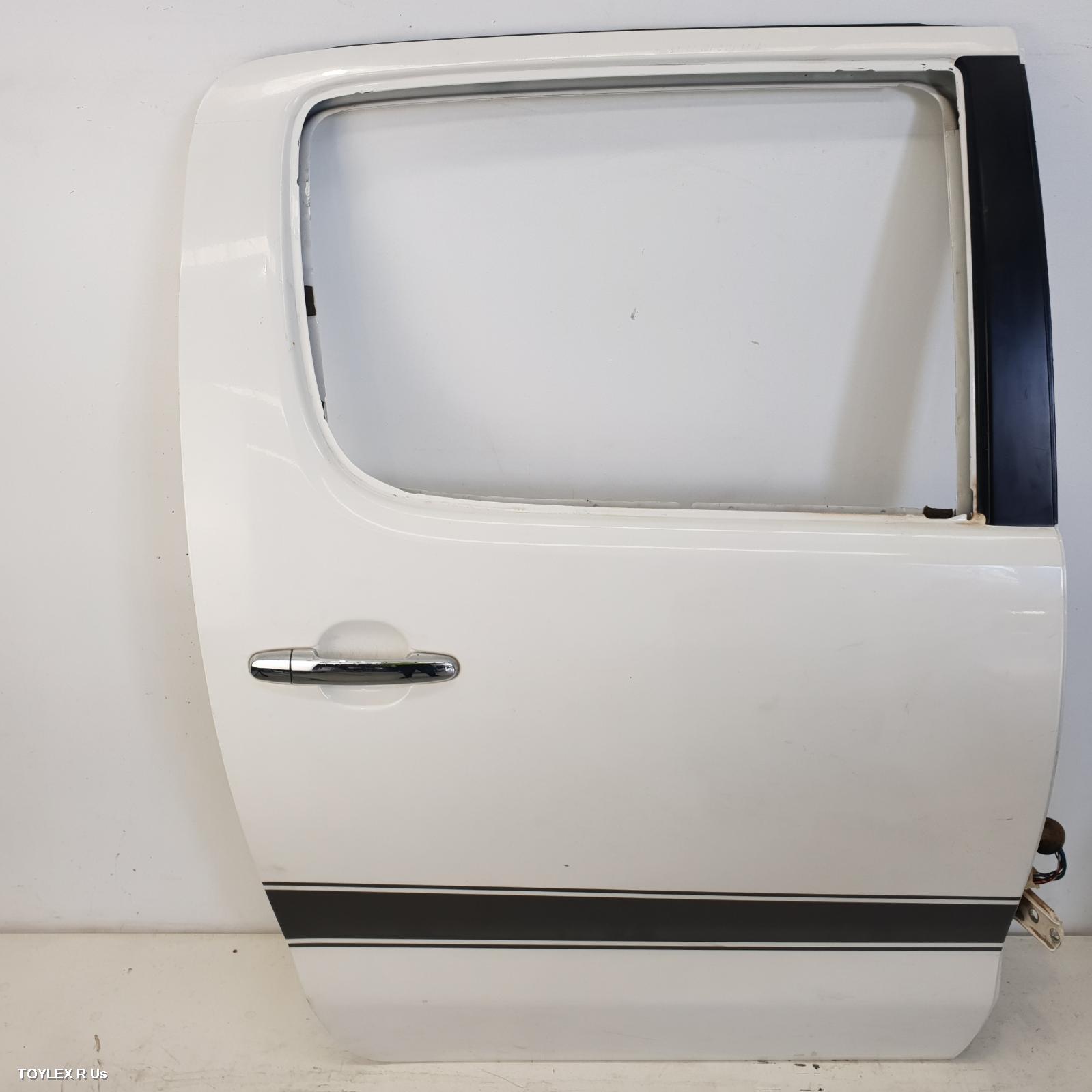 TOYOTA HILUX 2012 Right Rear Door Sliding DUAL CAB