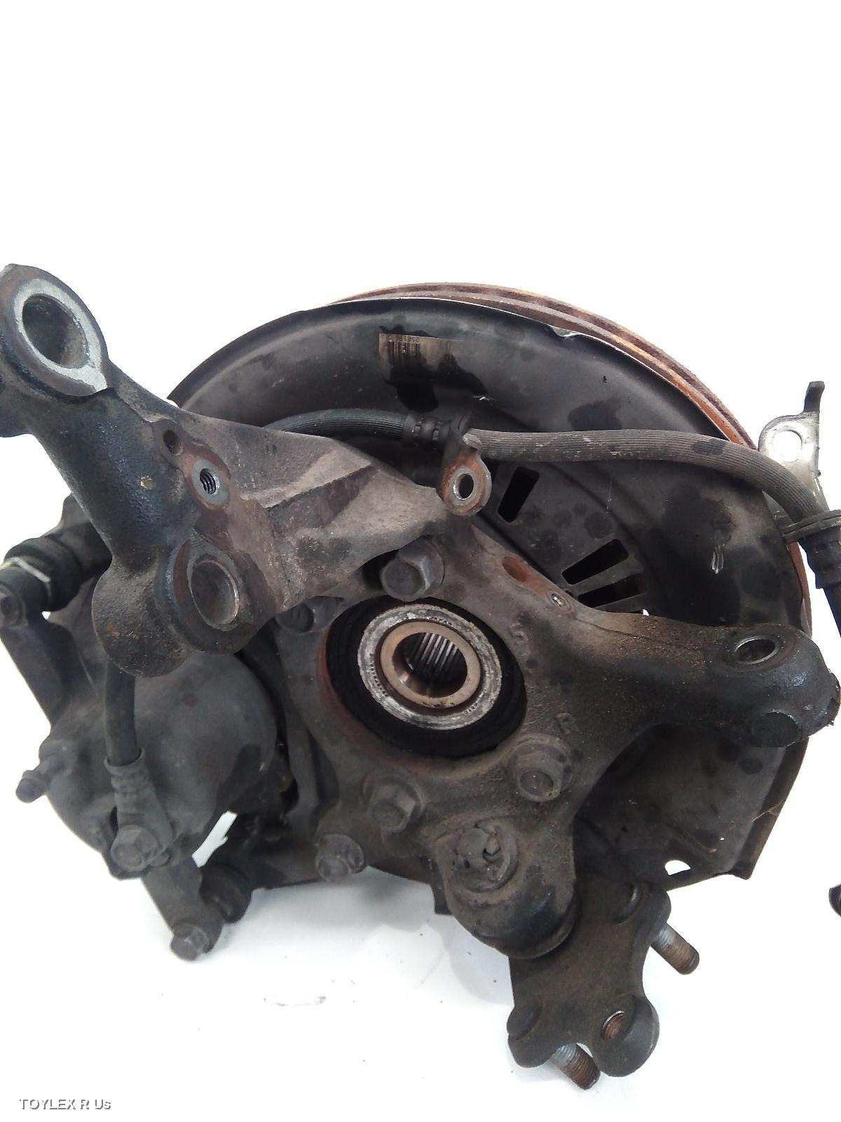 TOYOTA TARAGO 2014 Left Front Hub Assembly ACR50R, 2.4, 2AZ-FE