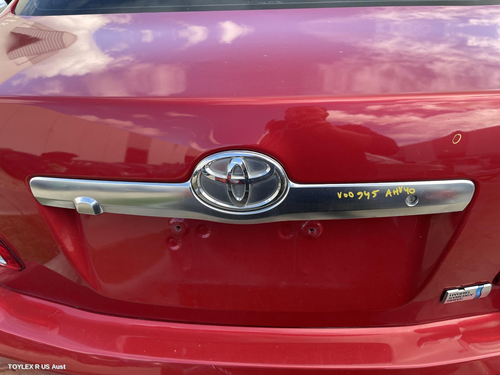 TOYOTA CAMRY 2011 Rear Garnish BOOTLID GARNISH (CENTRE), HYBRID, AHV40