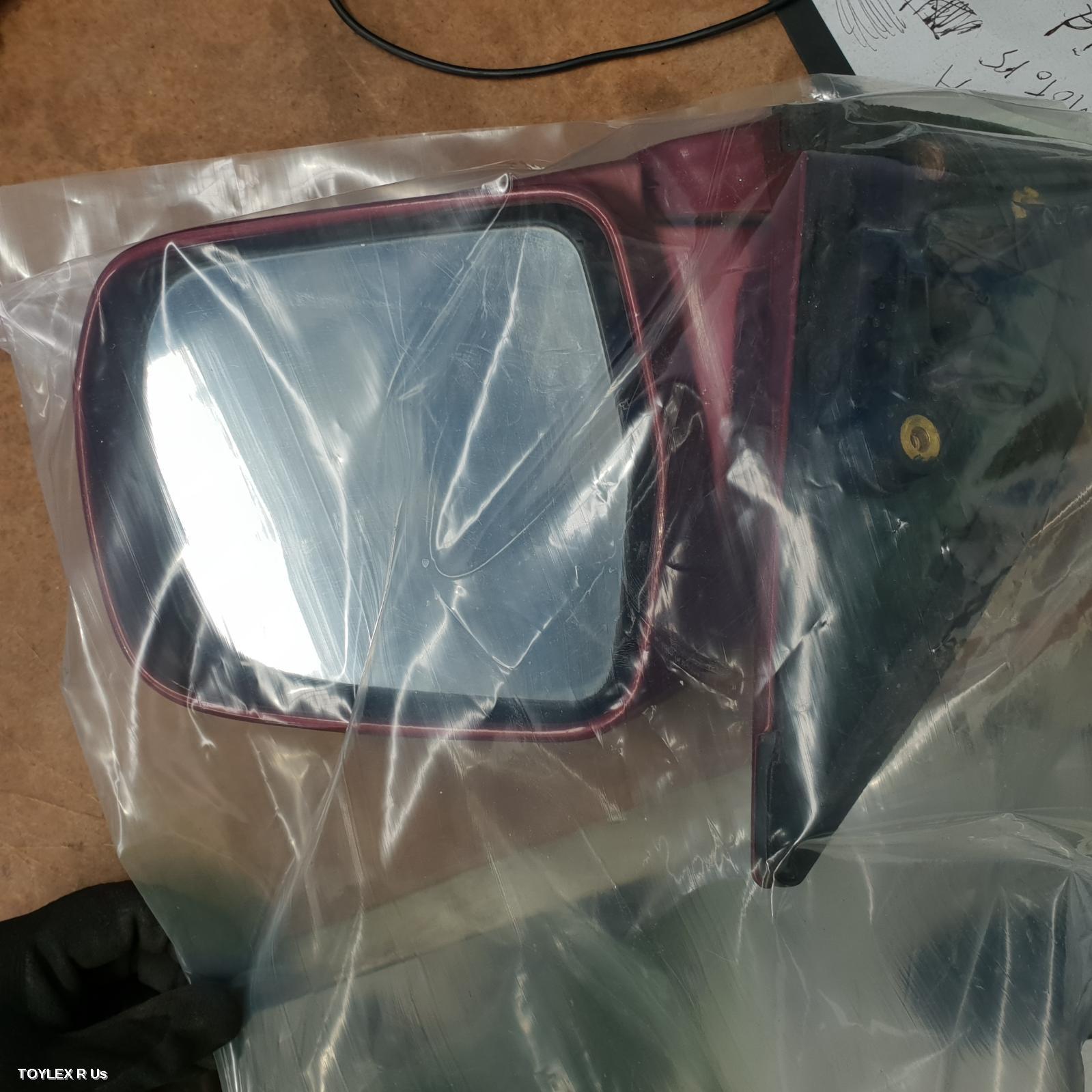 TOYOTA KLUGER 2004 Right Door Mirror MCU28R