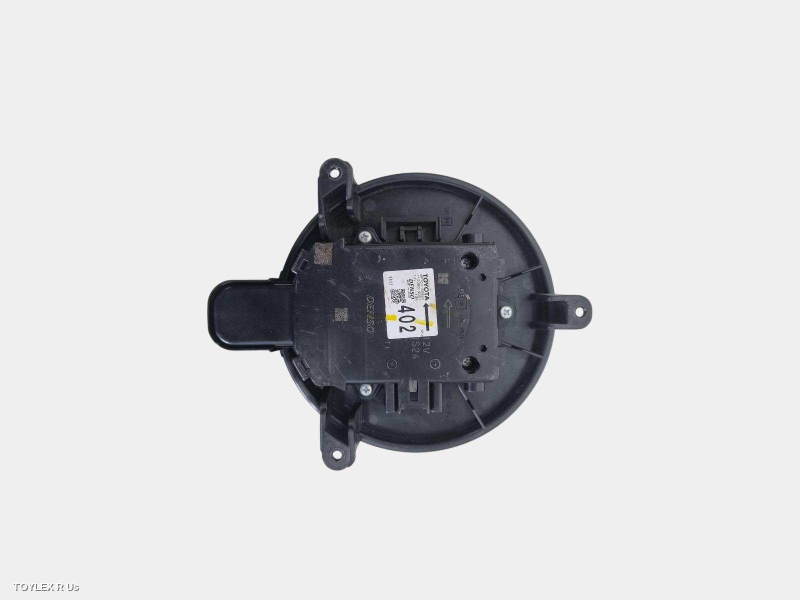 TOYOTA LANDCRUISER 2016 Heater Fan Motor 200 SERIES, FRONT, GX/GXL, W/ INTEGRATED FAN SPEED RESISTOR
