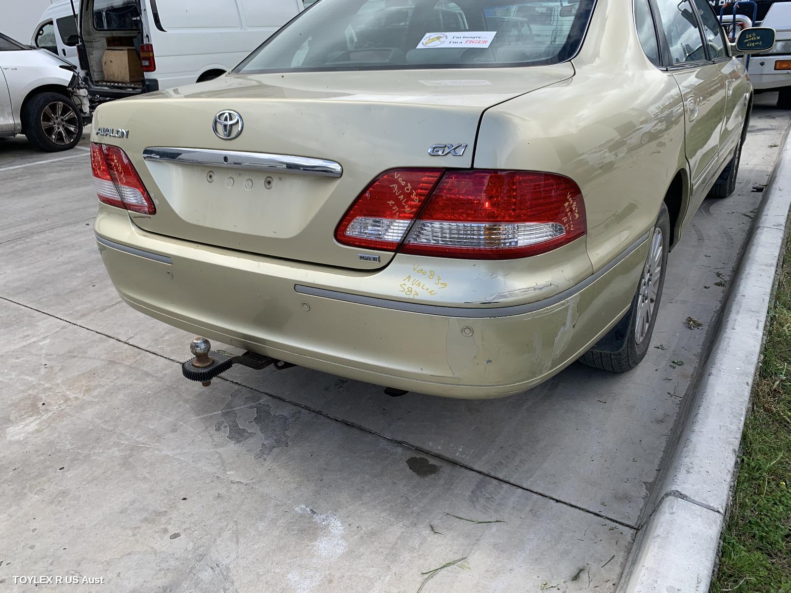 TOYOTA AVALON 2004 Rear Bumper MCX10R