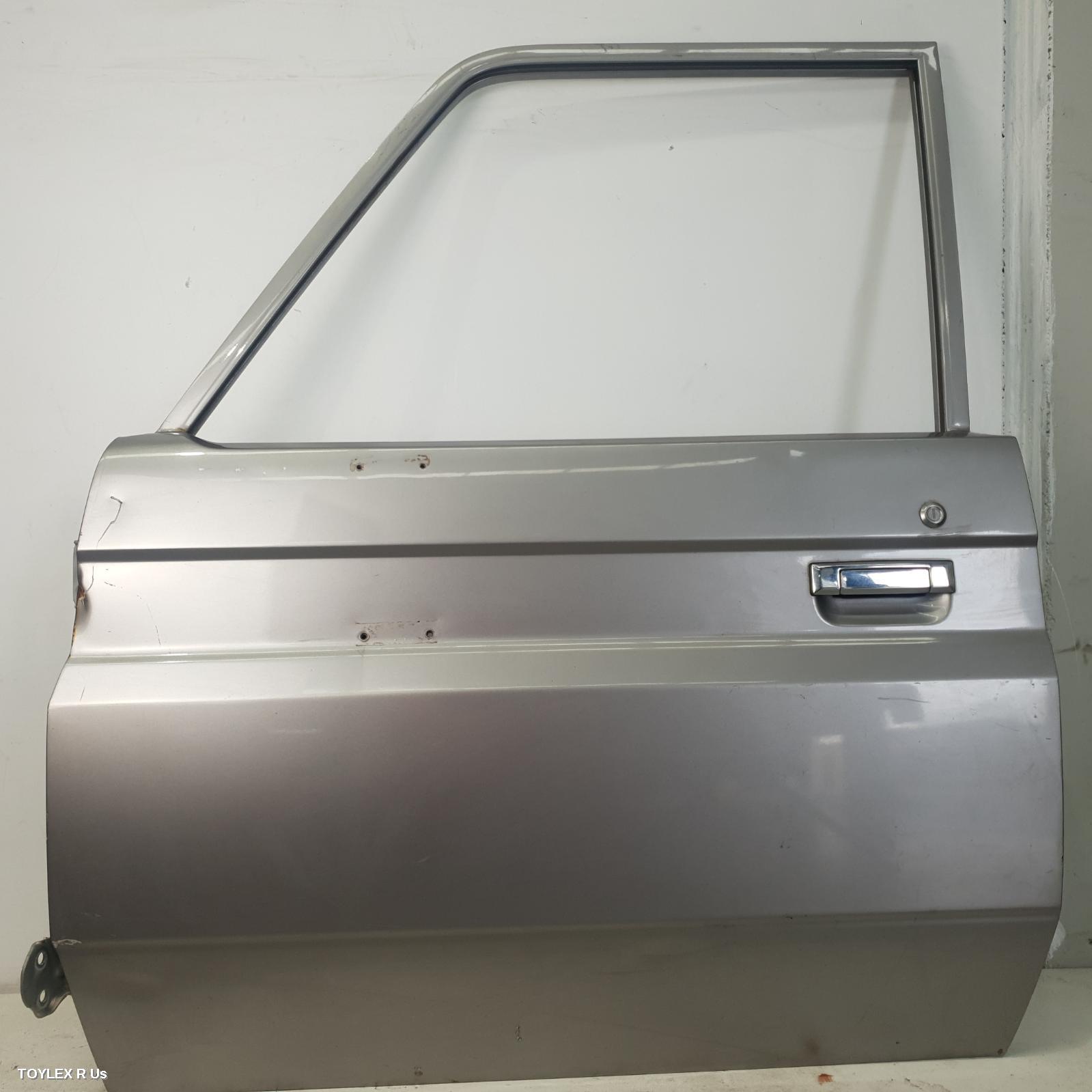 TOYOTA LANDCRUISER 2003 Left Front Door 78/79 SERIES, NON POWER DOOR LOCK TYPE