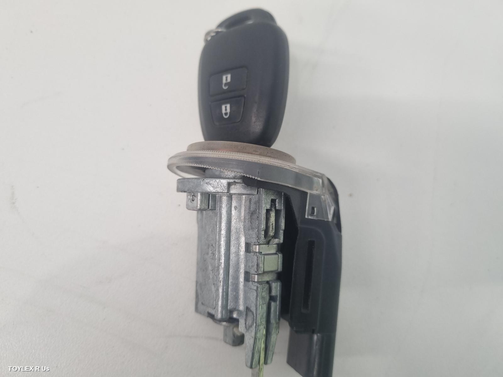 TOYOTA HIACE 2013 Ignition W/ Key TRH/KDH