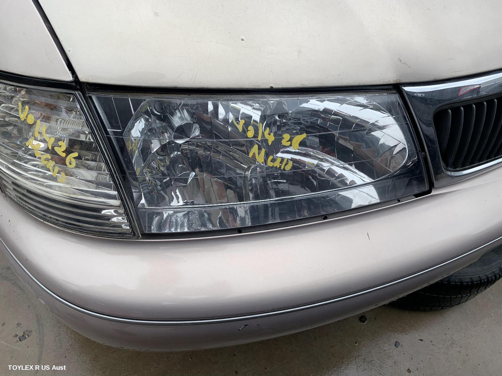 TOYOTA AVALON 2001 Right Headlamp MCX10R, HELLA LENS#
