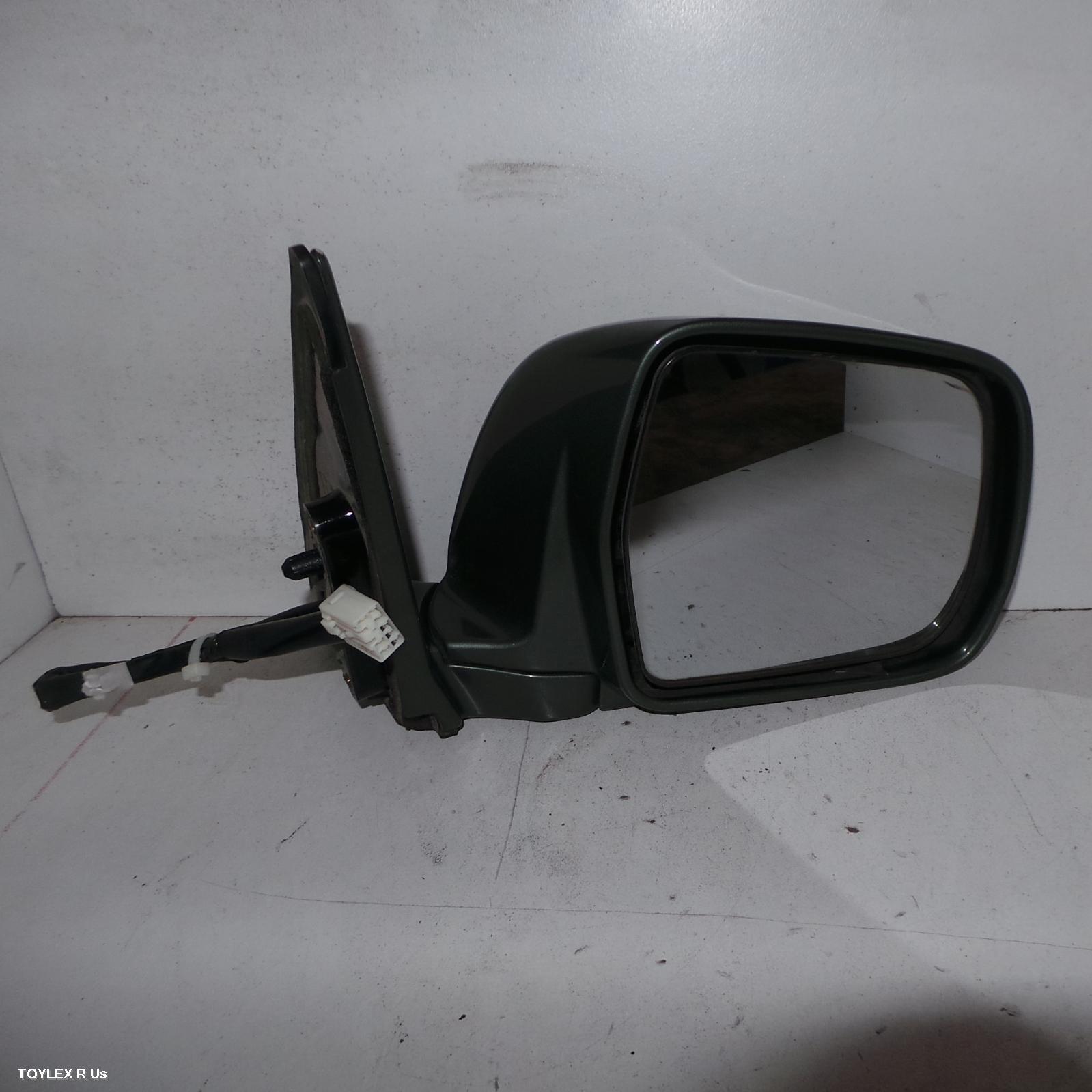 TOYOTA KLUGER 2002 Right Door Mirror MCU28R