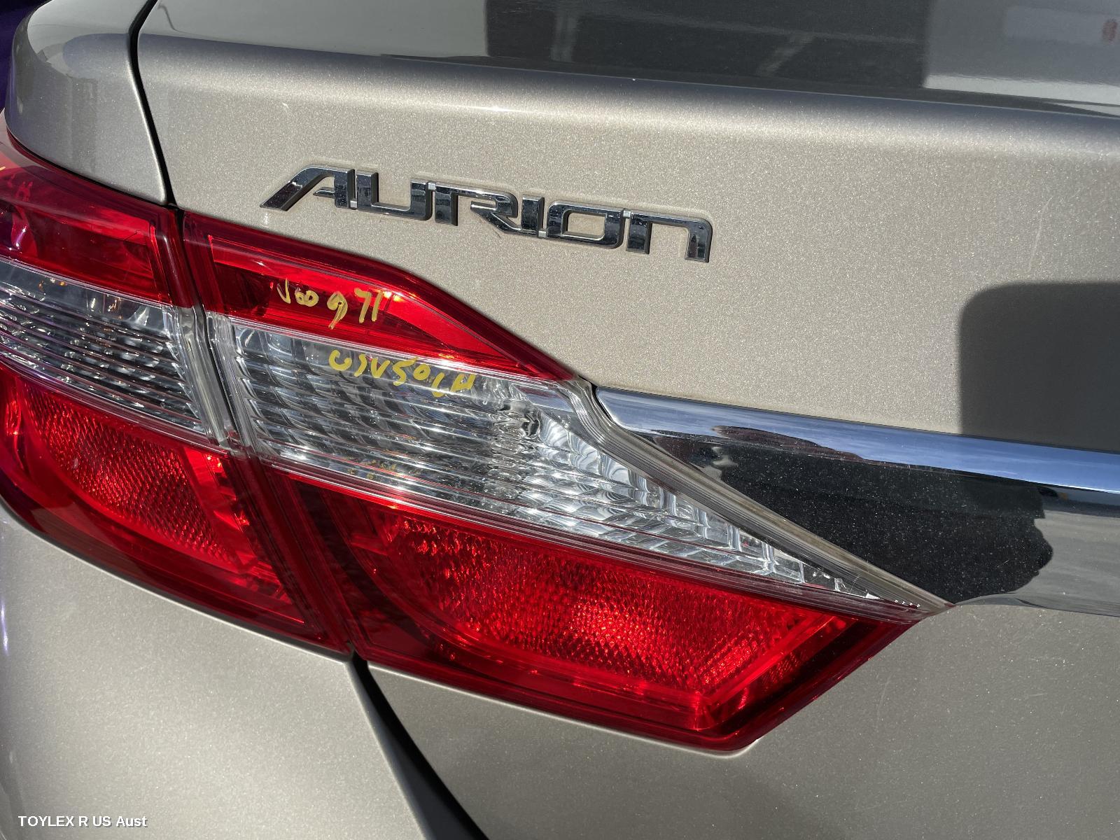 TOYOTA AURION 2013 Rear Garnish BOOTLID LAMP (LH SIDE), GSV50R