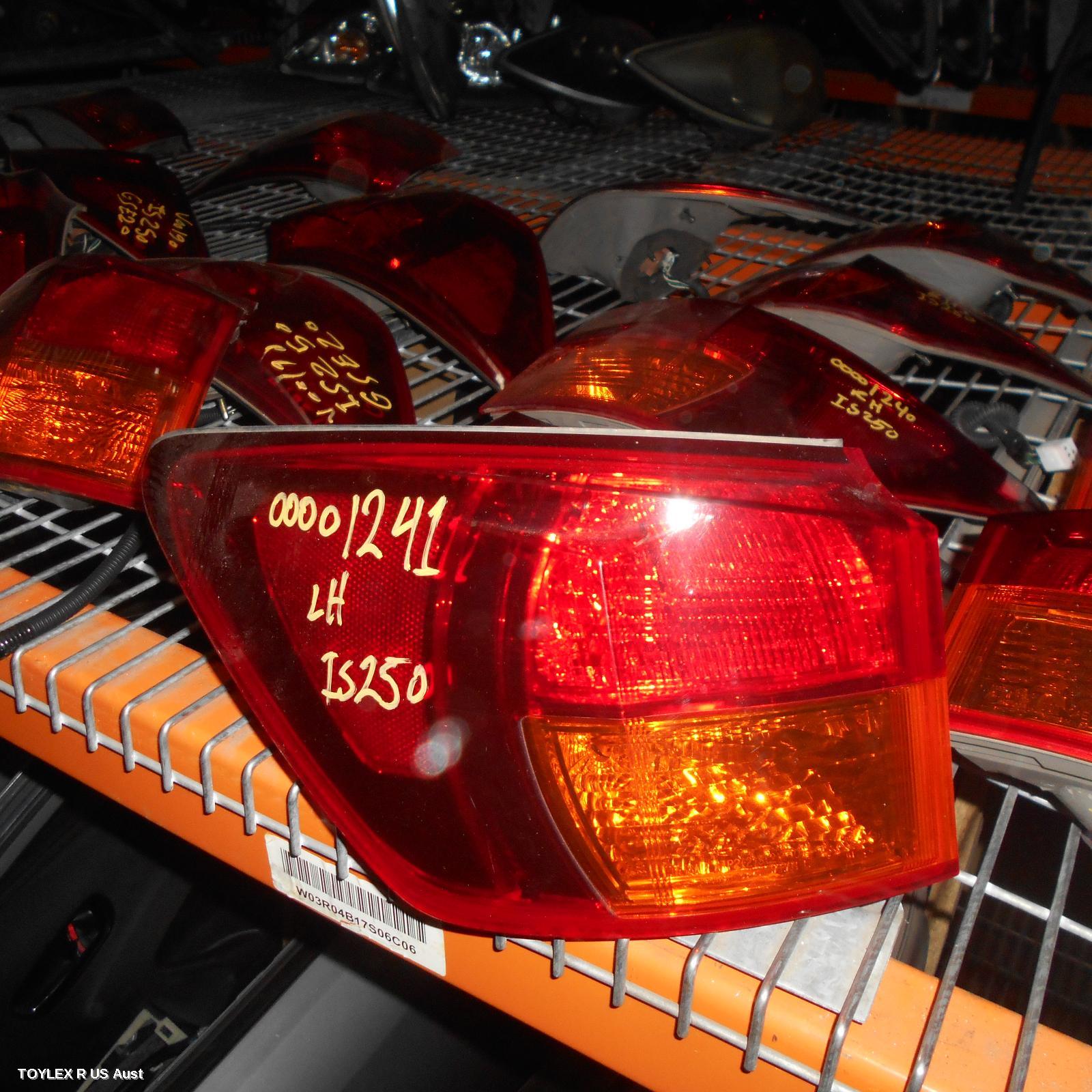 LEXUS IS250/IS250C 2008 Left Taillight IS250, GSE20R, SEDAN, HORIZONTAL TYPE
