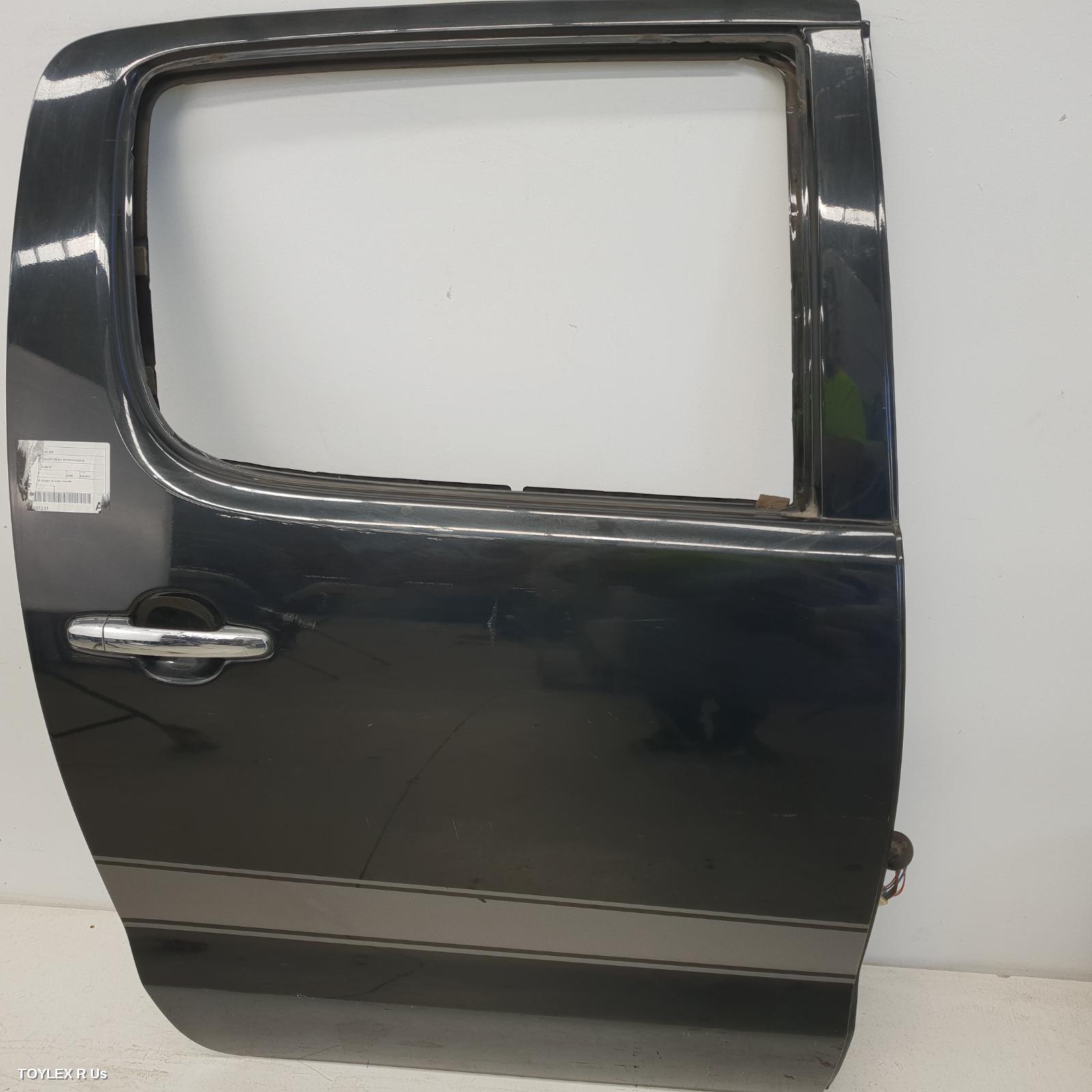 TOYOTA HILUX 2008 Right Rear Door Sliding DUAL CAB