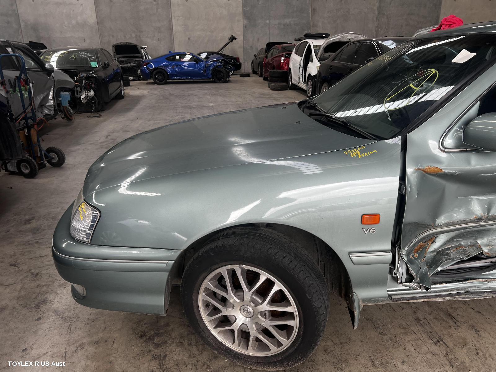 TOYOTA AVALON 2003 Left Guard MCX10R