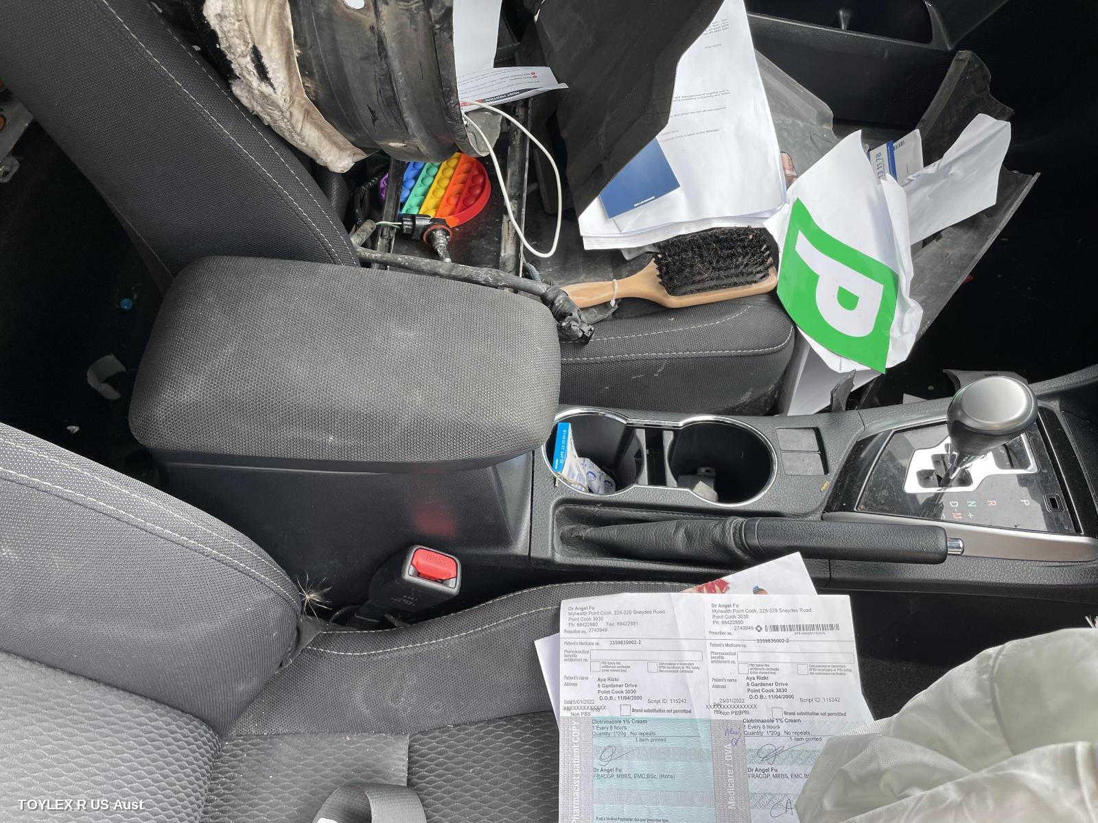 TOYOTA COROLLA 2016 Console ZRE172R, SEDAN