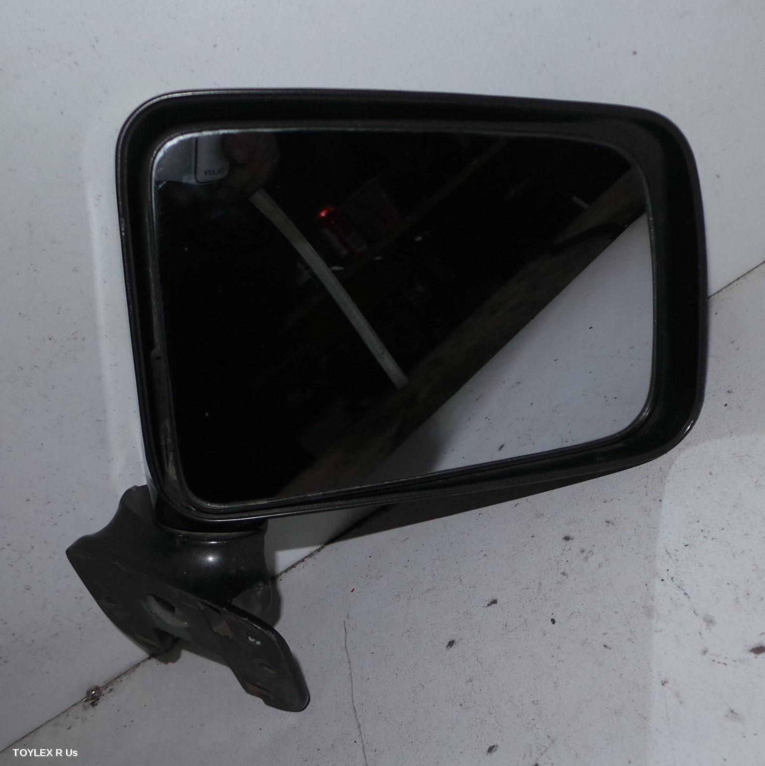 TOYOTA 4 RUNNER 1994 Right Door Mirror 4WD WAGON MANUAL SKIN MOUNT 3 SCREW MOUNTING TYPE 10/89-06/9