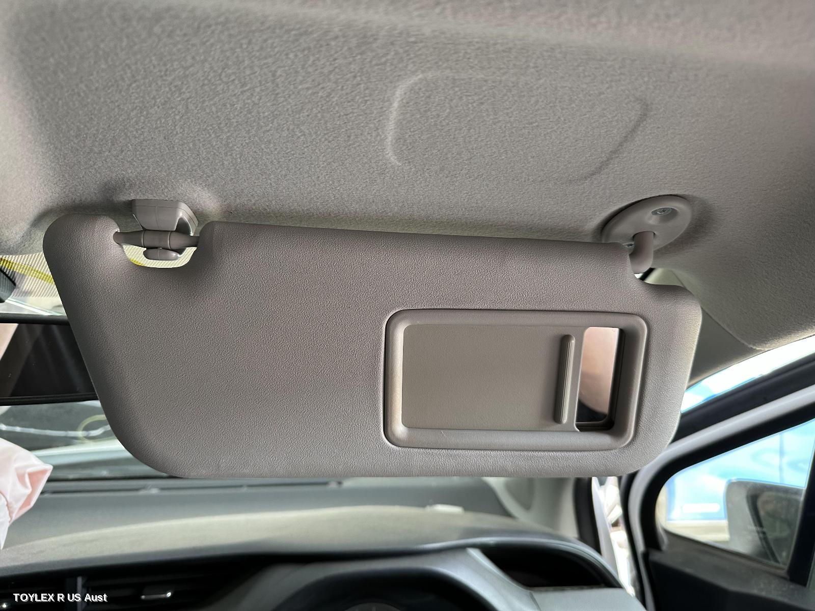 TOYOTA YARIS 2016 Sunvisor NCP13#, RH SIDE
