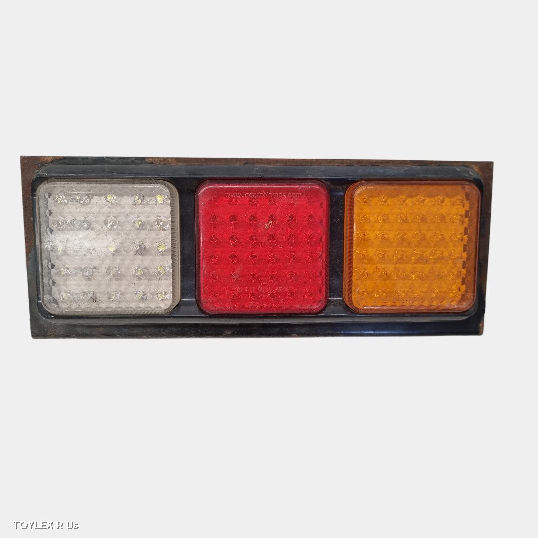 TOYOTA HILUX 2007 Right Taillight CAB CHASSIS