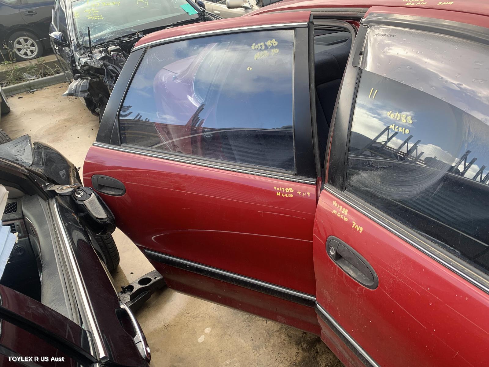 TOYOTA AVALON 2000 Right Rear Door Sliding MCX10R