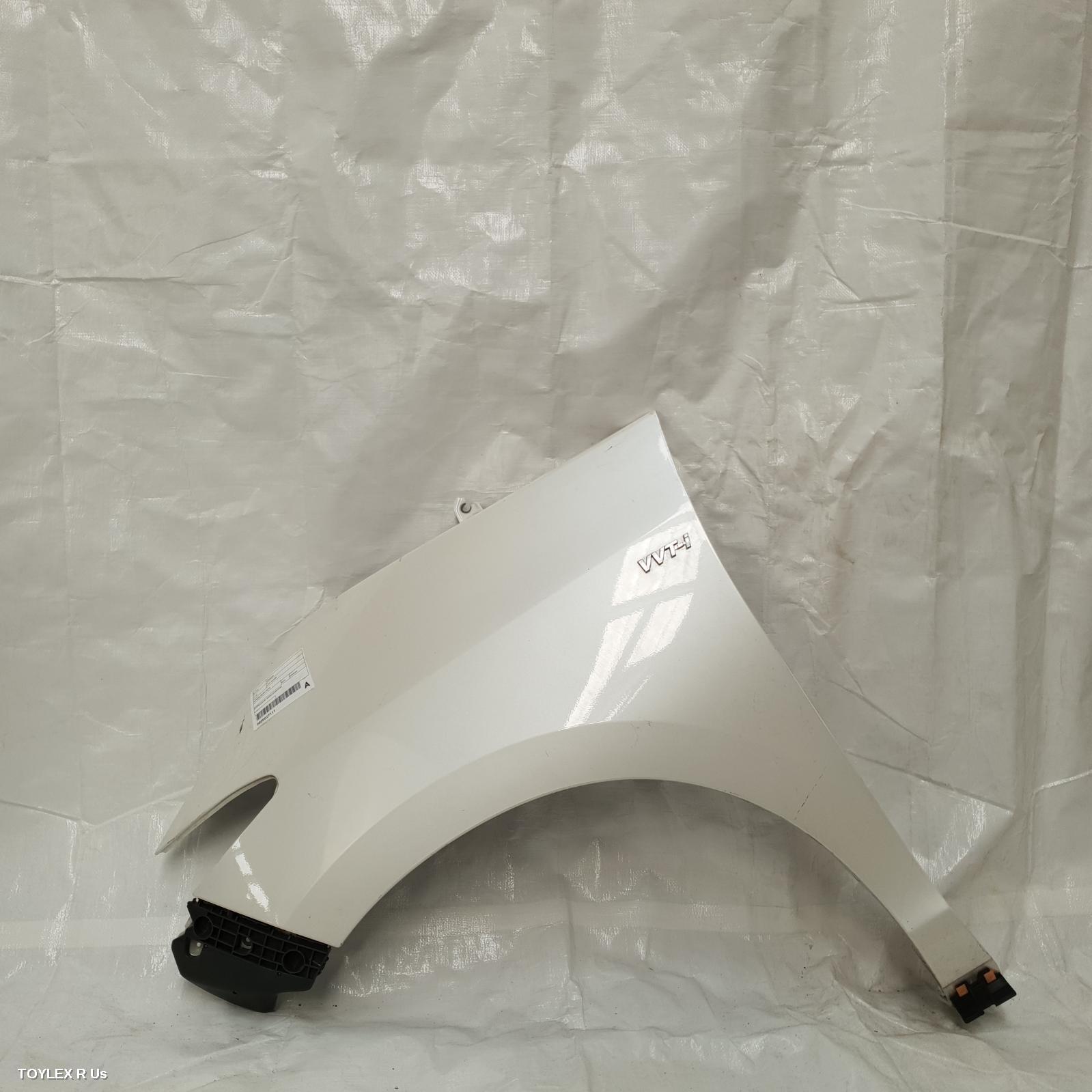 TOYOTA TARAGO 2010 Left Guard ACR50R